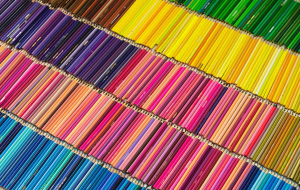Farbpsychologie in der Mode: Wie Farben unsere Wirkung beeinflussen