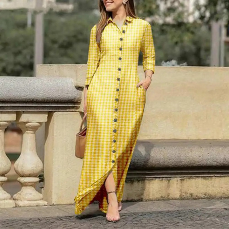 Elegantes Leichtes Hemdblusenkleid Mit Karokragen Für Dich