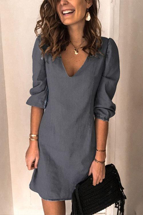Weiches Emma -Rosiedress Annette V-Ausschnitt Mini-Kleid