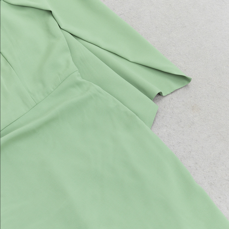 Elegantes Margit - Asymmetrisches figurbetontes Midikleid