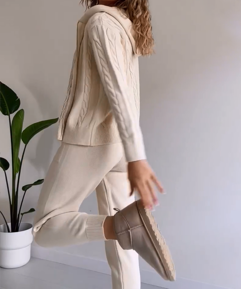 Angelika - Elegantes Damen-Strickset für einen stylischen Look