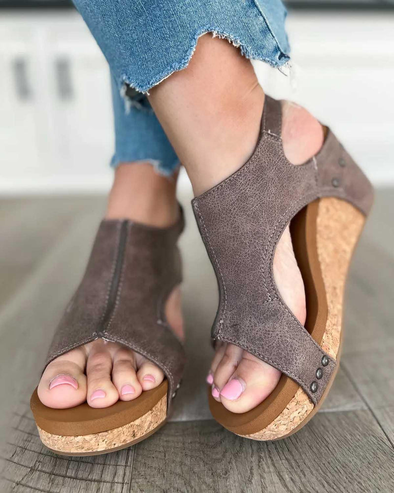 Kuschelige Damen Sandalen mit Keilabsatz aus Kork