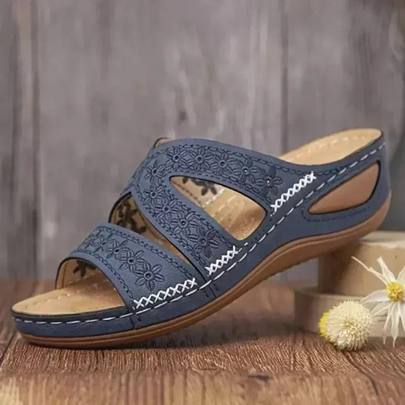 Weiche und Elegante Sandalen mit Keilabsatz für dich