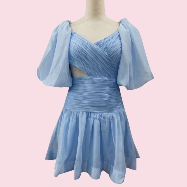 Elegantes Emma -Minikleid mit Puffärmeln und Herzausschnitt ddd
