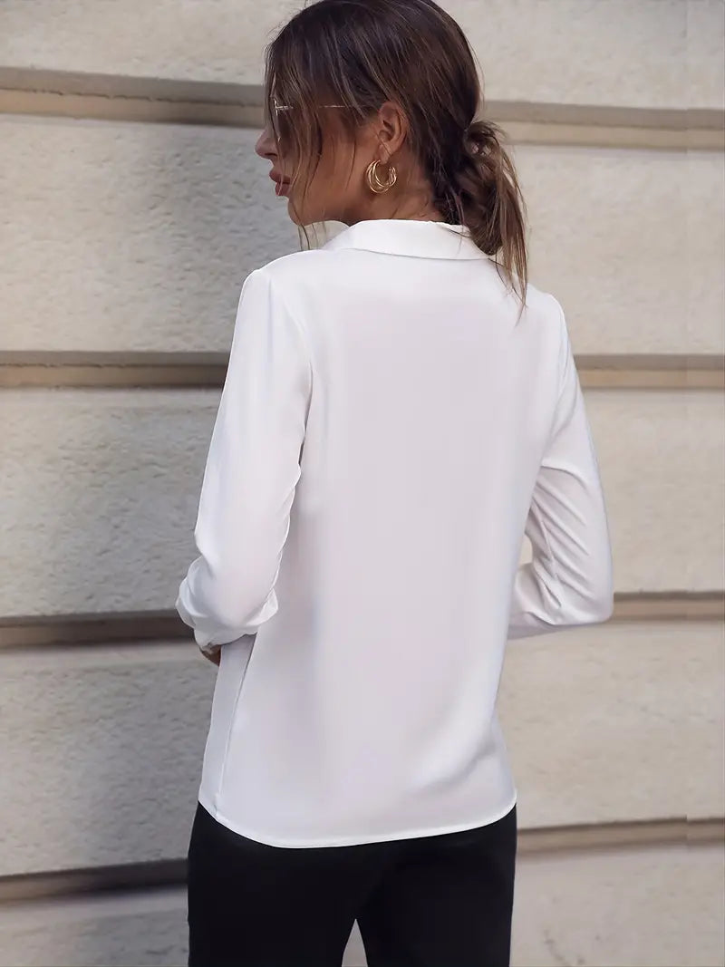 Dorothea - Elegante Damenbluse in schickem, einfarbigem Design