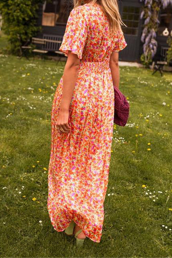 Elegantes Margot Damenkleid mit V-Ausschnitt für Auftritte