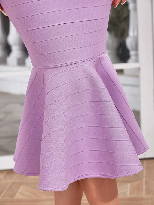 Elegantes Dorothea - Bandage Midikleid mit Rüschen
