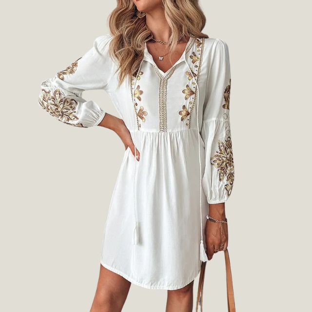 Elegantes Besticktes Kleid mit Schnürdetails für dich