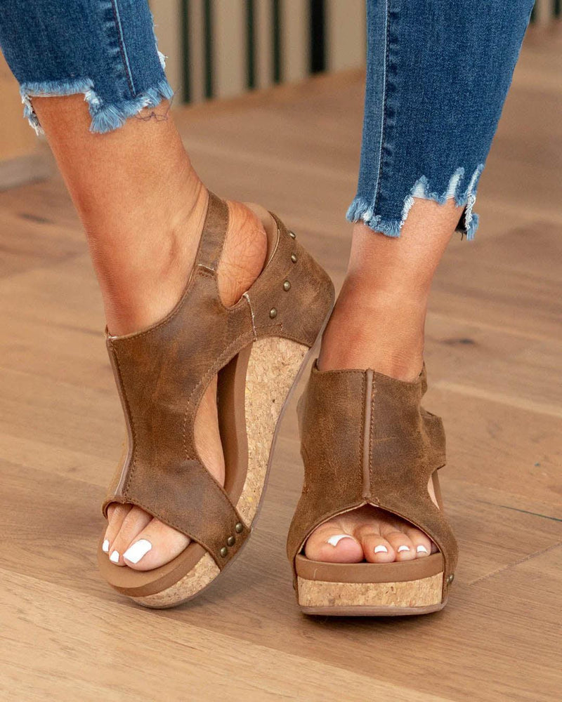 Kuschelige Damen Sandalen mit Keilabsatz aus Kork