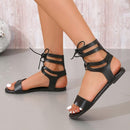 Kuschelige Schnürsandalen mit Knöchelriemen für dich