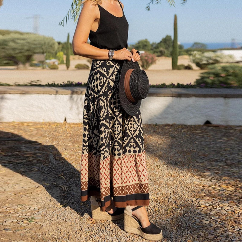 Liana – Trendiger High-Waist Rock mit geometrischem Muster