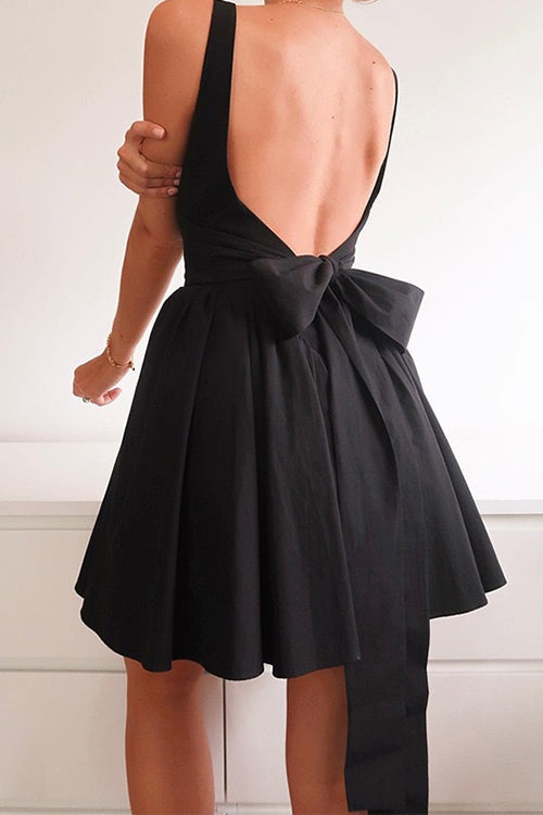 Elegantes Rückenfreies Mini Kleid für den Sommer