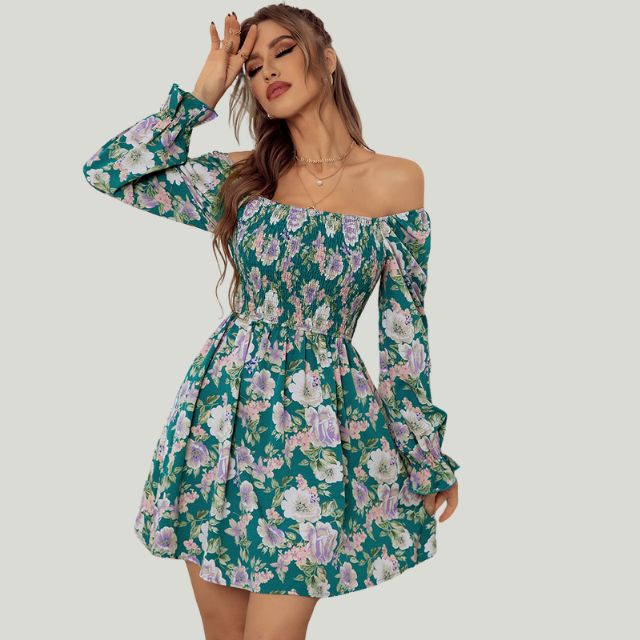Bequemes Kleid mit Blumenmuster und eckigem Ausschnitt für dich