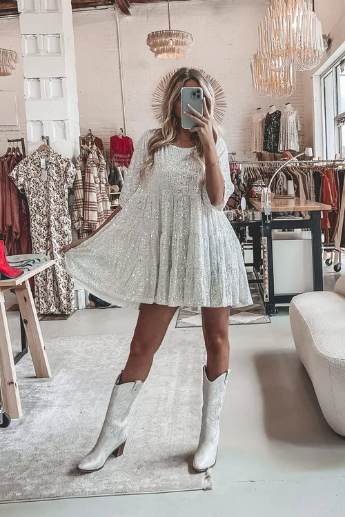Bequemes Pailletten Kleid Für Kleine Prinzessinnen Spaß