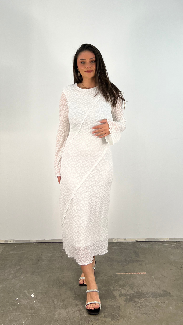 Bequemes Dress Spain Weiß für dich – Elegantes Kleid für dich