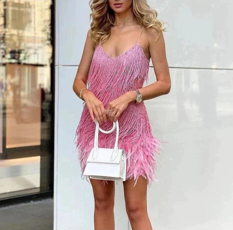 Elegantes Emma -Federn-Minikleid Für Frauen Mit Stil