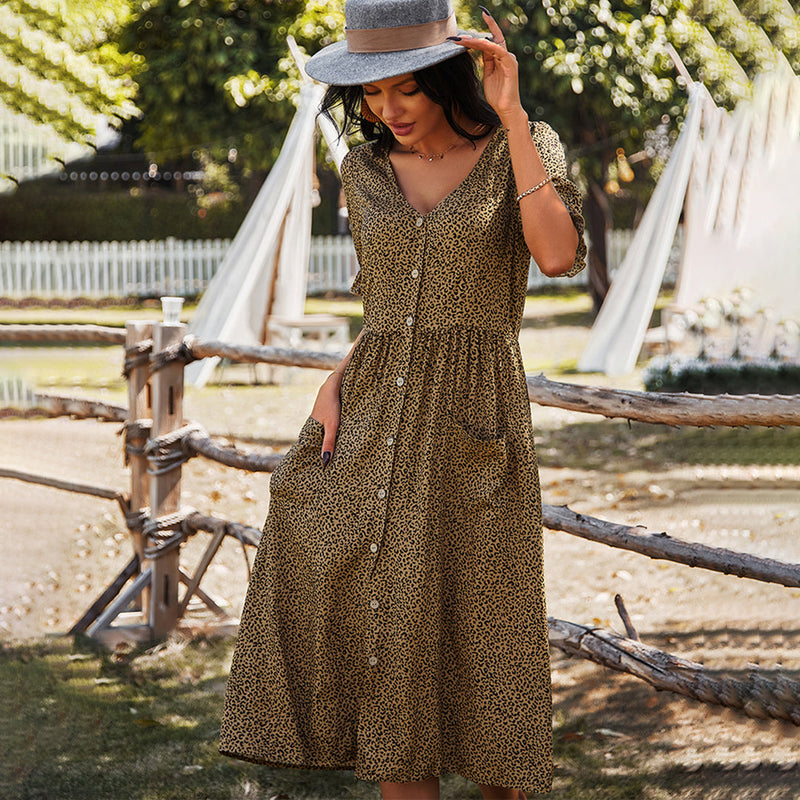 Bequemes Hübsches Sommer Kleid für deinen tollen Tag