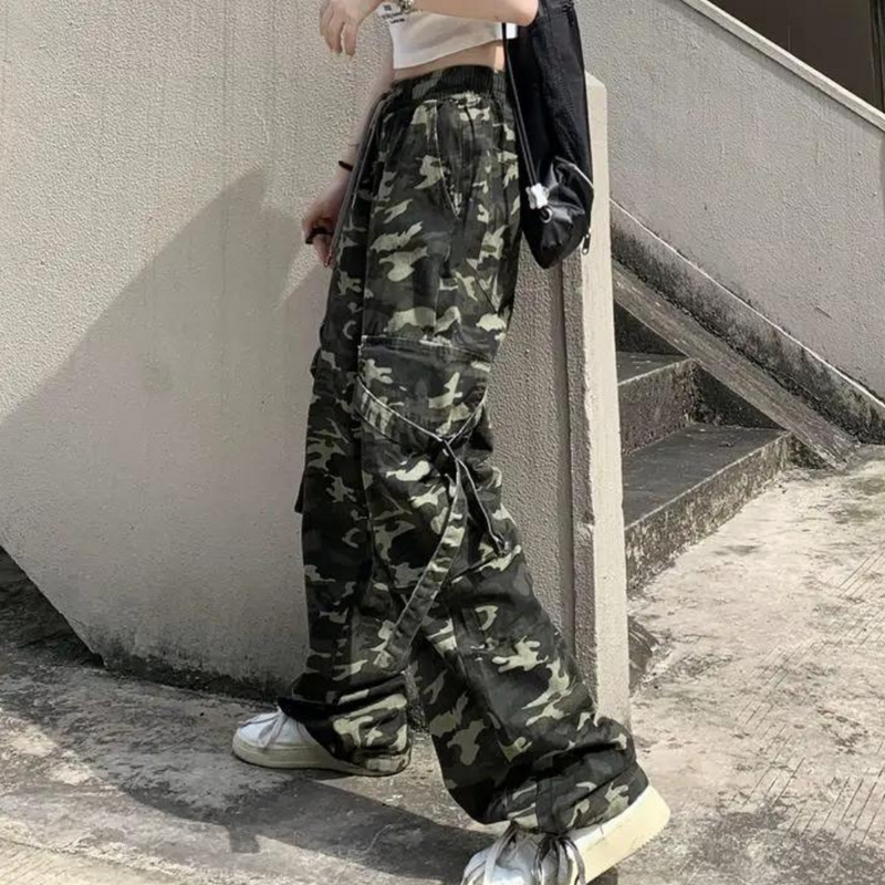 Elera - Moderne Camouflage Damenhose mit hoher Taille