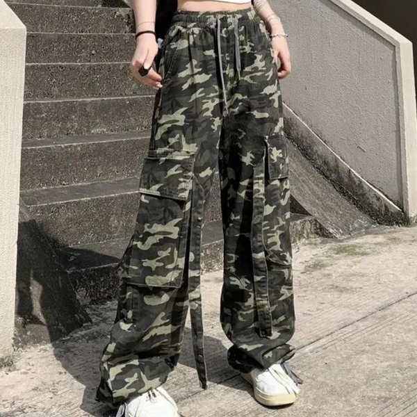 Elera - Moderne Camouflage Damenhose mit hoher Taille