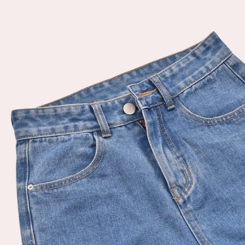 Dora – Casual Damen High Waist Shorts