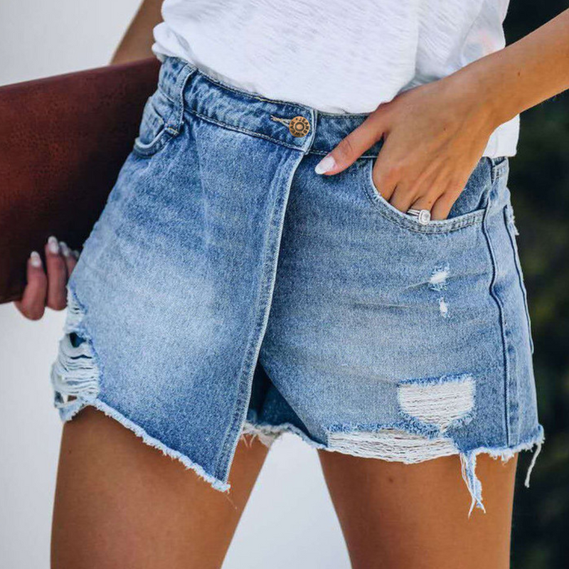 Hildegard – Modische asymmetrische Denim-Shorts für Damen
