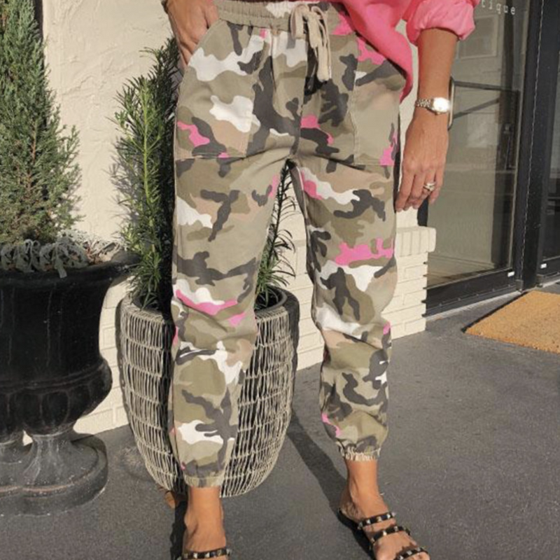 Myrsini – Stilvolle und bequeme Camouflage-Hosen für Damen