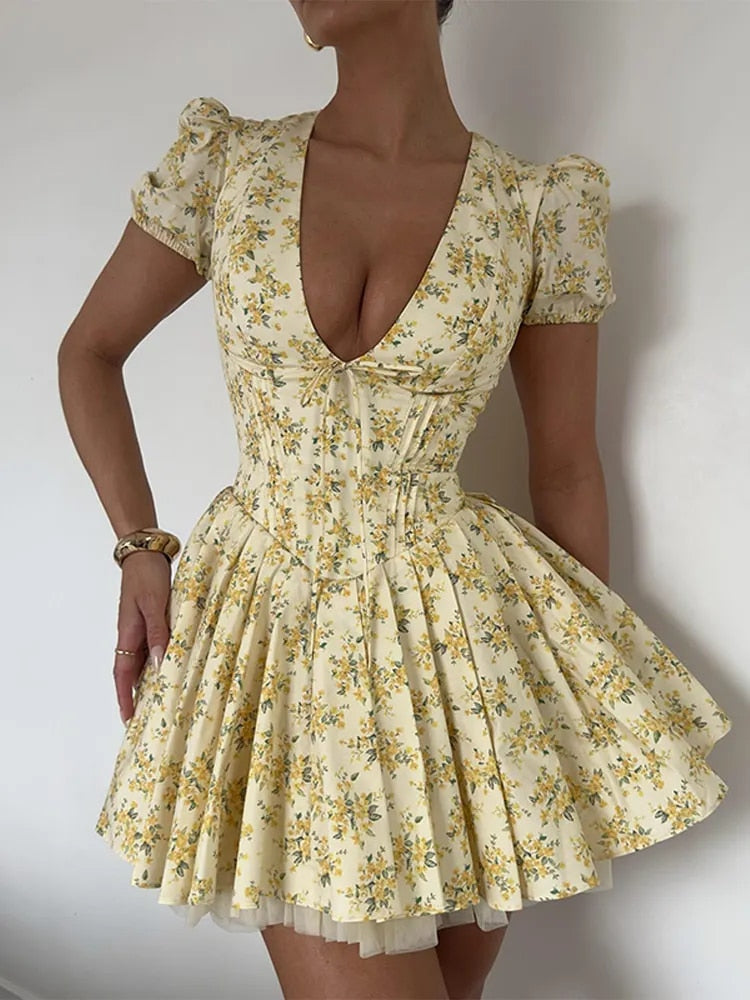 Schickes Florales Tiefes V Plissiertes Minikleid für Mädchen