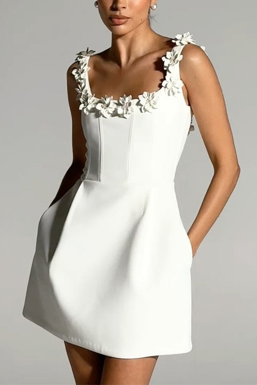 Elegantes Blumenkleid für den Sommer Spaß