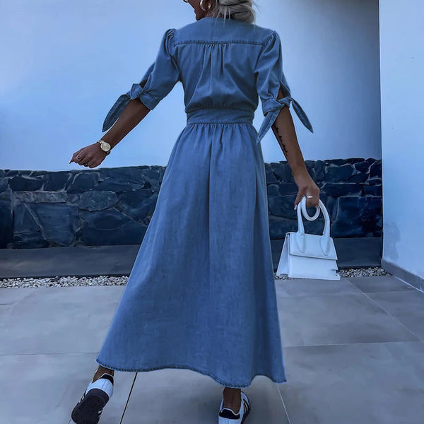Elegantes Luisa - Denim Maxi-Schlitzkleid mit V-Ausschnitt