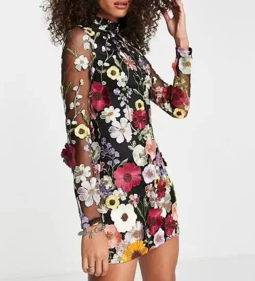 Elegantes Kleid Mit Langen Transparenten Ärmeln