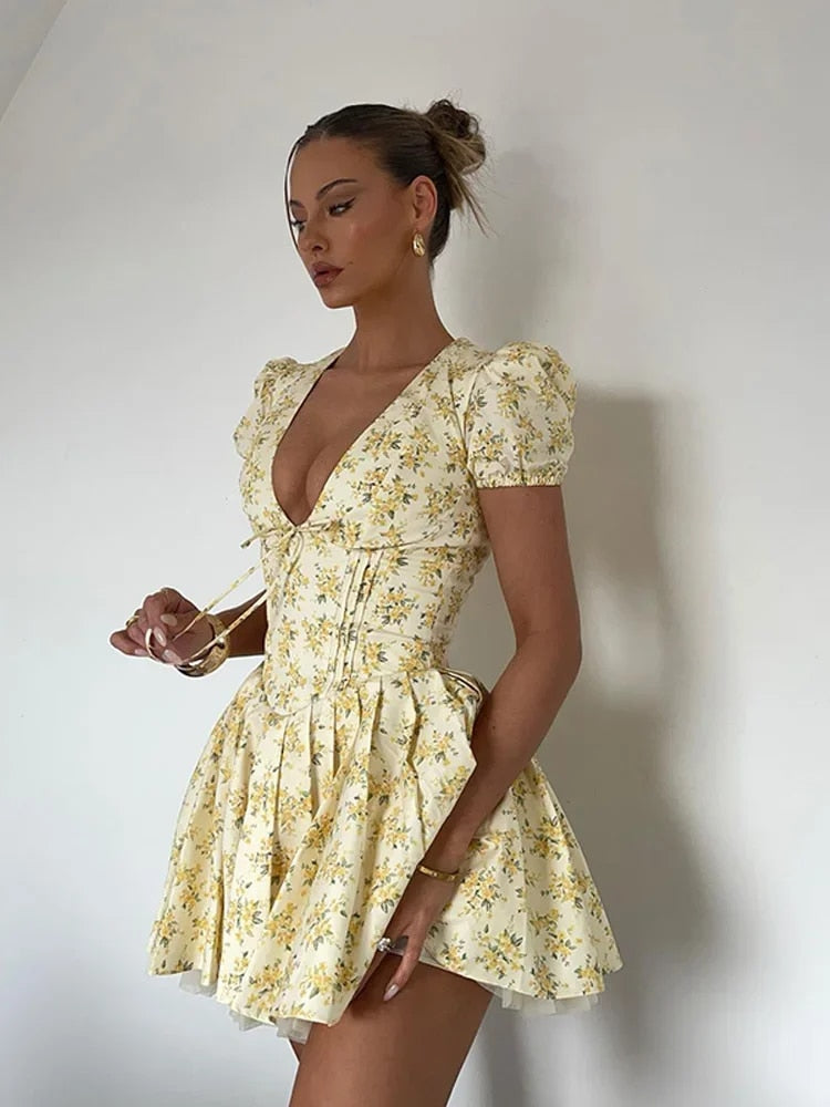 Schickes Florales Tiefes V Plissiertes Minikleid für Mädchen