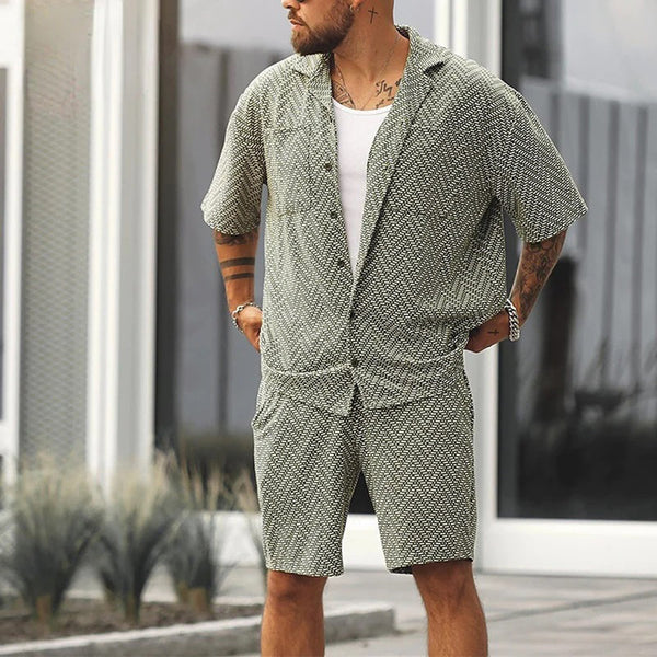 Elegantes und bequemes Sommer-Outfit