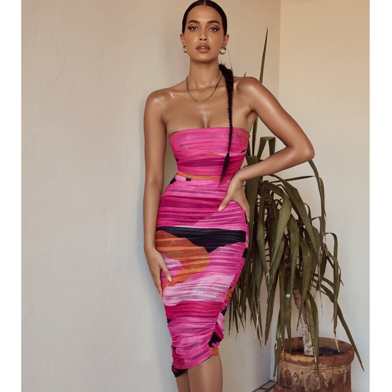 Elegantes Enganliegendes Kleid mit Schulterfreien Trägern
