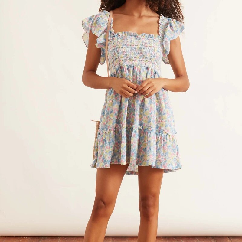Weiches und Luftiges Blumenkleid mit Rüschen für dich