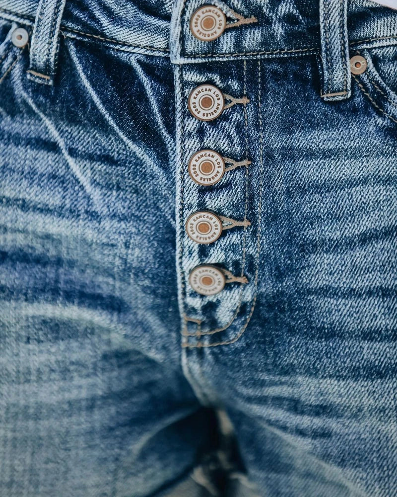 Karoline – Hochtaillierte Jeans-Shorts für einen trendigen Look