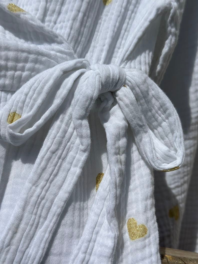 Wunderschönes Elegantes Kleid mit Herzchen für dich
