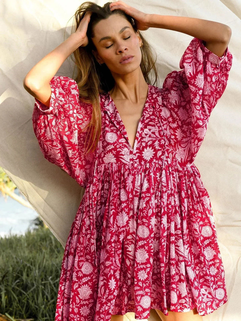 Bezauberndes Bohemian Mini Kleid für jeden Anlass