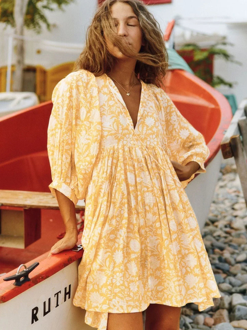 Bezauberndes Bohemian Mini Kleid für jeden Anlass