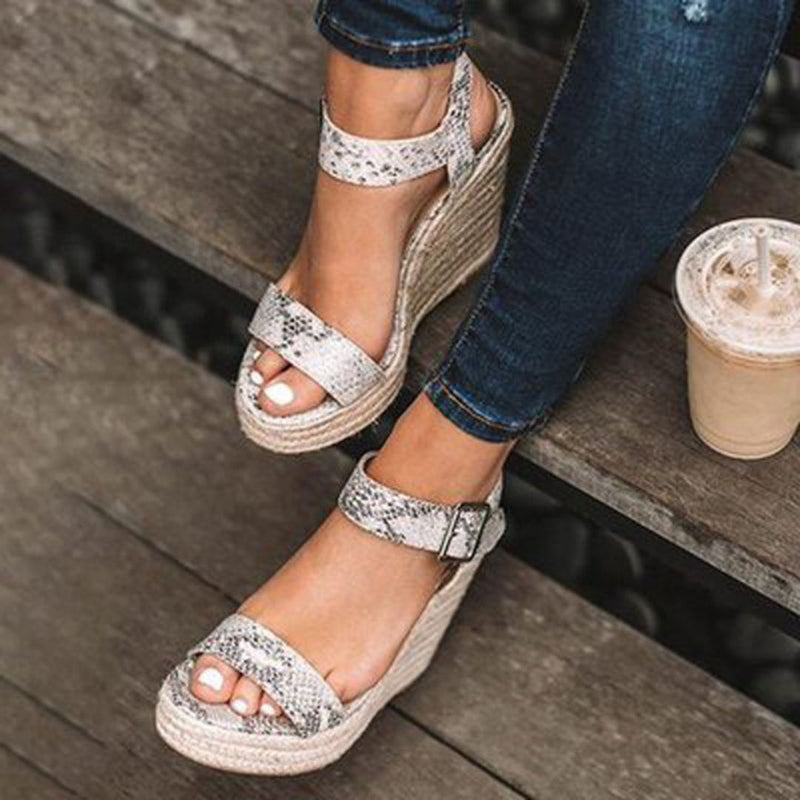 Bequeme und Leichte Keilsandalen für Damen für dich