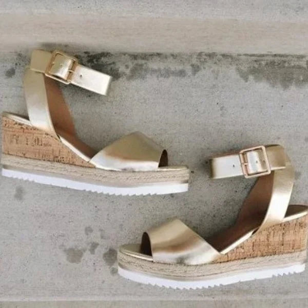Weiches mit Schnallen-Keilabsatz für dich - Coole Sandalen