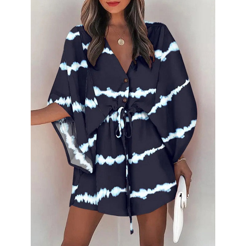 Weiches Kleid mit Blumendruck und schöner Taill für dich