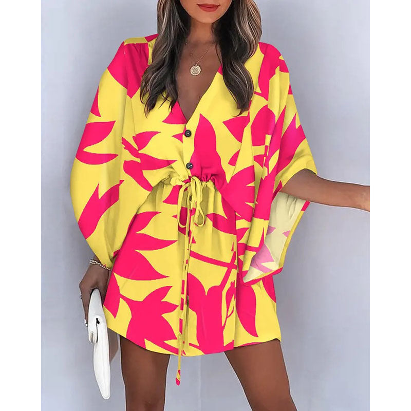 Weiches Kleid mit Blumendruck und schöner Taill für dich