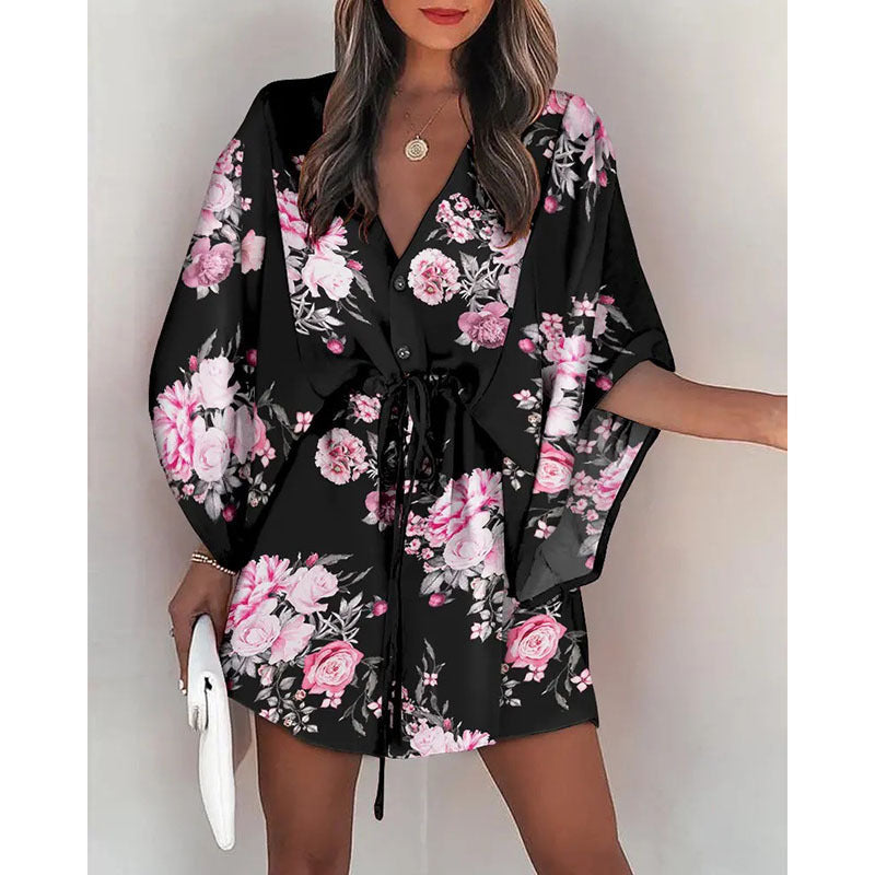 Weiches Kleid mit Blumendruck und schöner Taill für dich