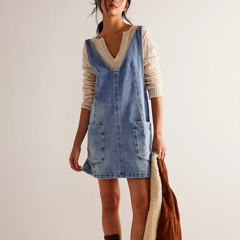 Bequemes Emma -Denim Träger Pocket Verstellbares Mini Kleid
