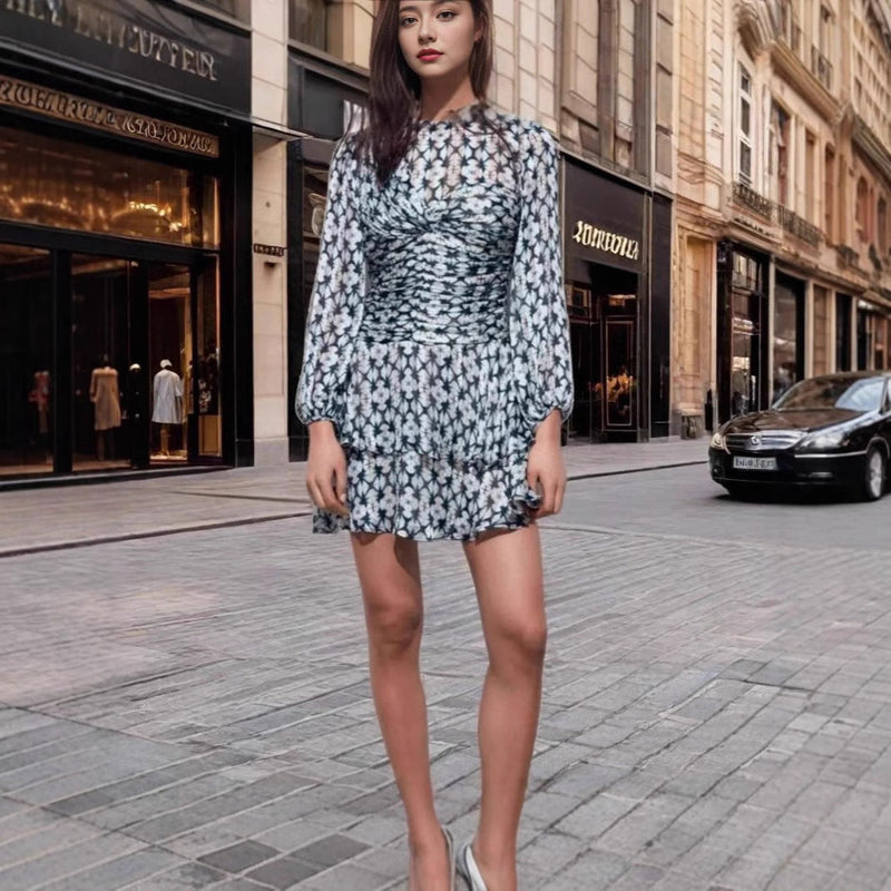 Elegantes Farb-Linien-Druck Kleid