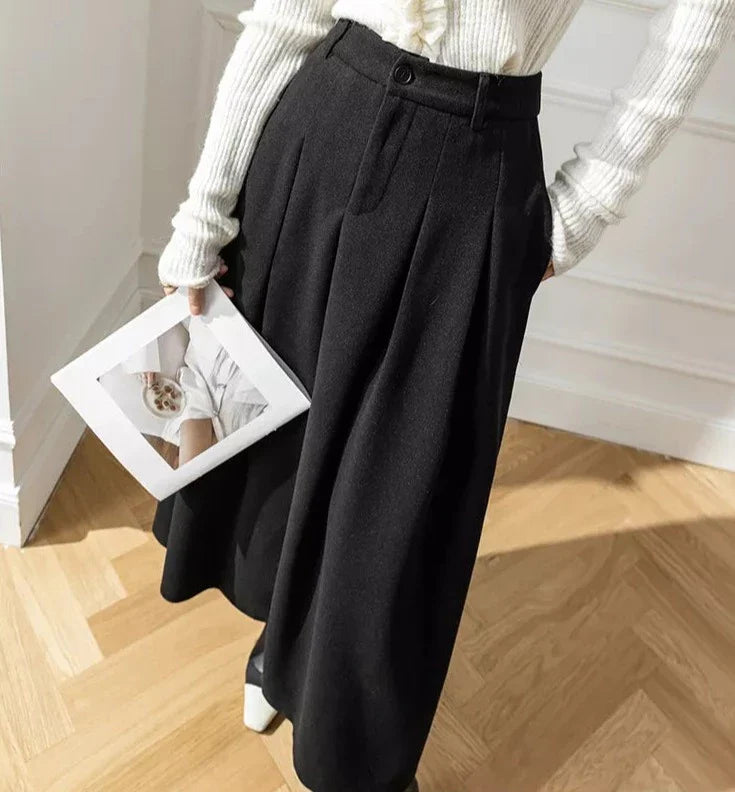 Monika - Eleganter Damenrock aus Wolle für stilvolle Auftritte