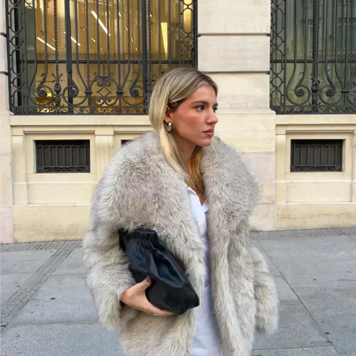Warmes und Stylish Winterkleid für dich im Winter