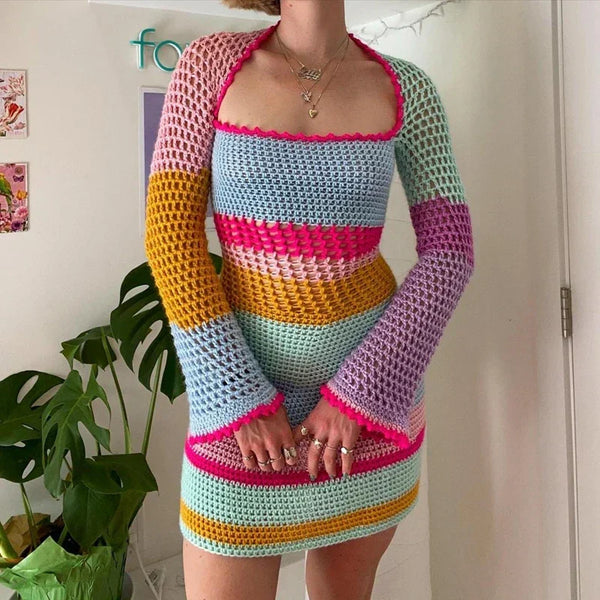 Warmes Buntes Häkelkleid mit Langen Ärmeln für dich