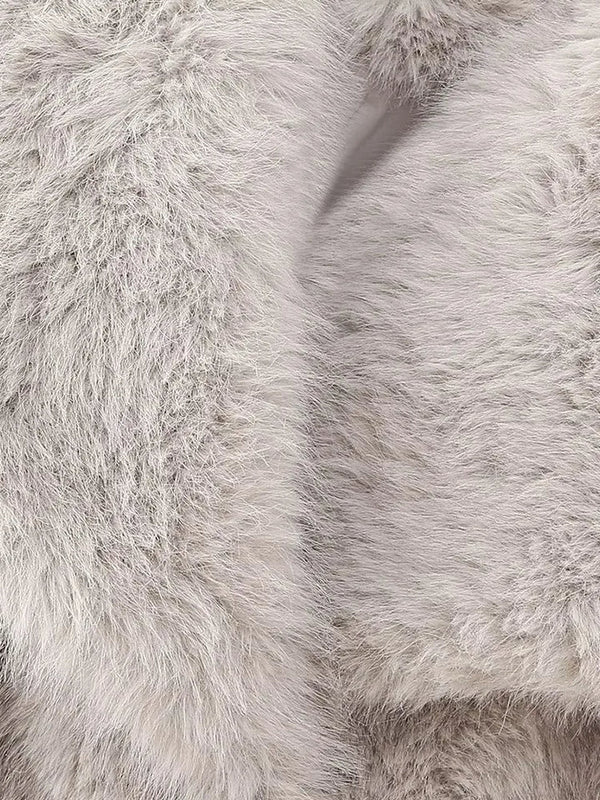 Warmes und Stylish Winterkleid für dich im Winter