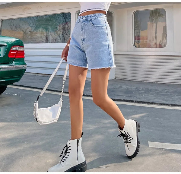 Cornelia – Stylische High-Waist Sommer-Denimshorts für Damen